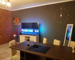 Apartament MIRROR BRICK Studio