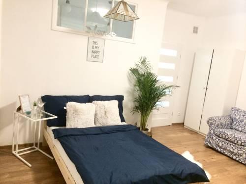 Charming Old Town Apartment