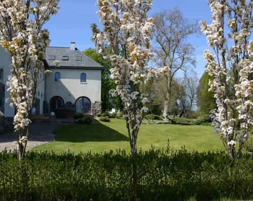 Cistersian Mansion