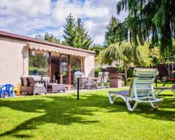 Dom wakacyjny Holiday house Sławica