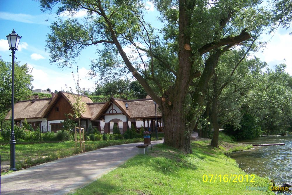 Domki i pokoje studio nad jeziorem w Borach Tucholskich