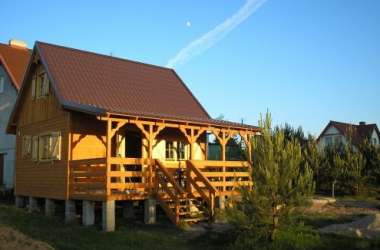 Drewniany domek letniskowy na Kaszubach Olpuch