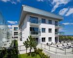 LONGSTAY APARTHOTEL