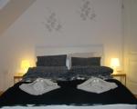 ApartFlat Attic