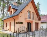 Three-Bedroom Holiday Home in Kamien Pomorski