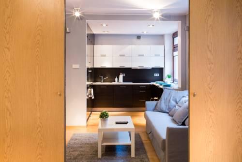 Hannah Apartment