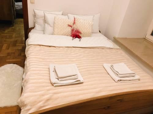 Henryka Siemiradzkiego 12/1