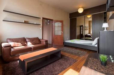 Penguin Rooms 1212 on Dietla Street