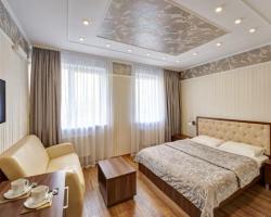 Three Crowns Hotel